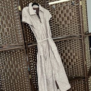 Flattering zip up dress